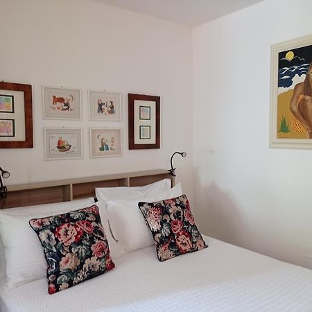 B&B S. Trinita 18 Suites & Rooms Trento Exterior photo