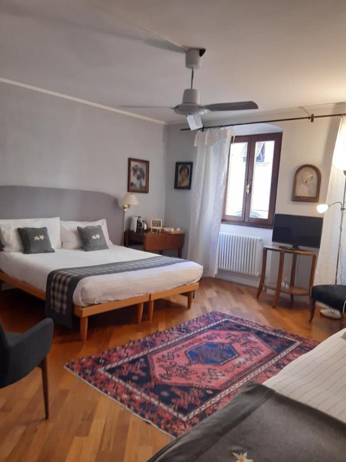 B&B S. Trinita 18 Suites & Rooms Trento Exterior photo