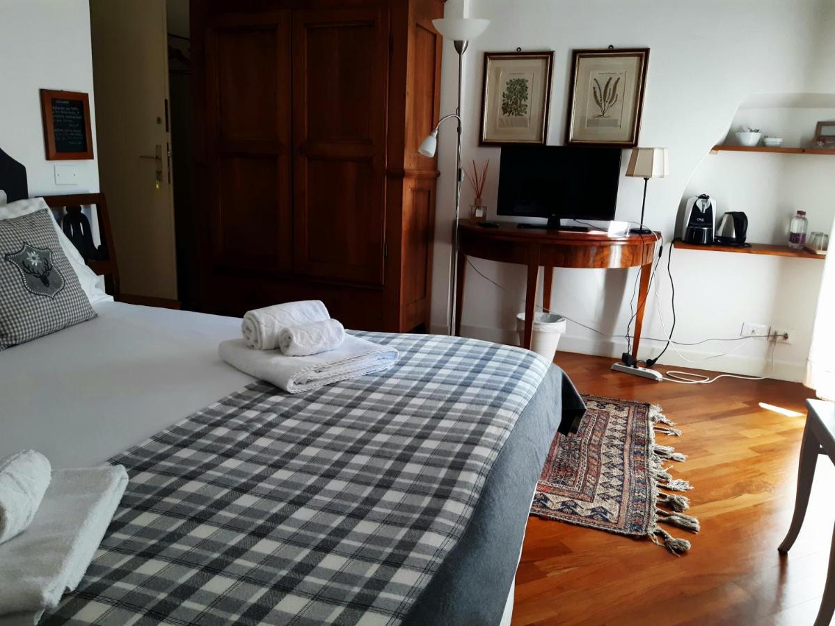 B&B S. Trinita 18 Suites & Rooms Trento Exterior photo